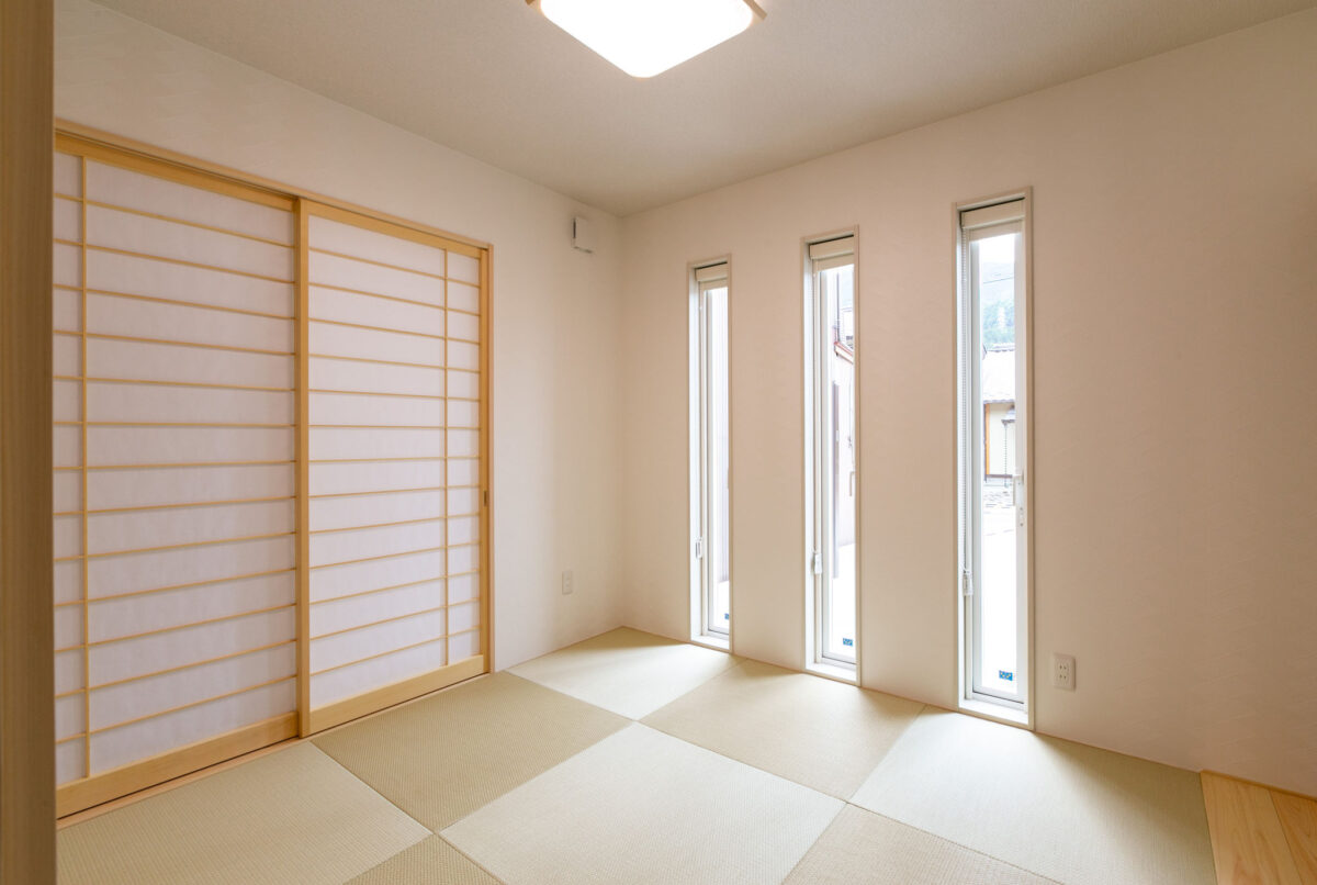 シックな雰囲気漂うレトロな住まい